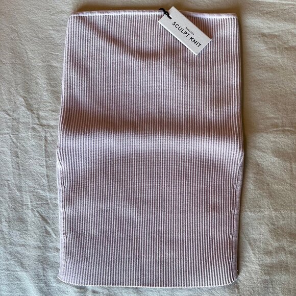 NWT Aritzia Babaton Sculpt Savvy Knit Tube Top | XXS - Picture 4 of 8